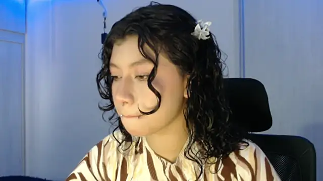 Snapshot of Ivonnybonn chatting on 22, 10, 2025 Ivonnybonn online show from 22, 10, 2025