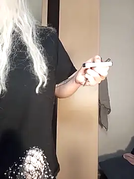 Conny Shellie online show from 6, 3, 2026