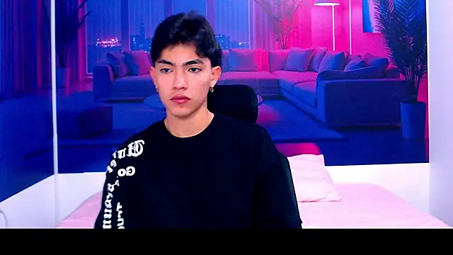 Snapshot of RomeoMillerr chatting on 15, 10, 2025 RomeoMillerr online show from 15, 10, 2025