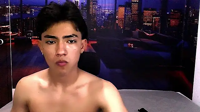 Snapshot of RomeoMillerr chatting on 21, 10, 2025 RomeoMillerr online show from 21, 10, 2025