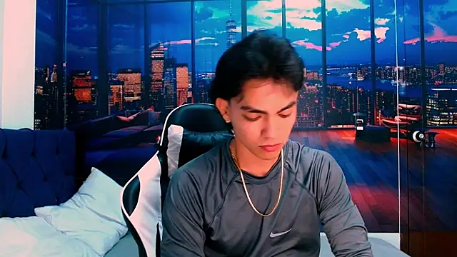 Snapshot of RomeoMillerr chatting on 13, 11, 2025 RomeoMillerr online show from 13, 11, 2025