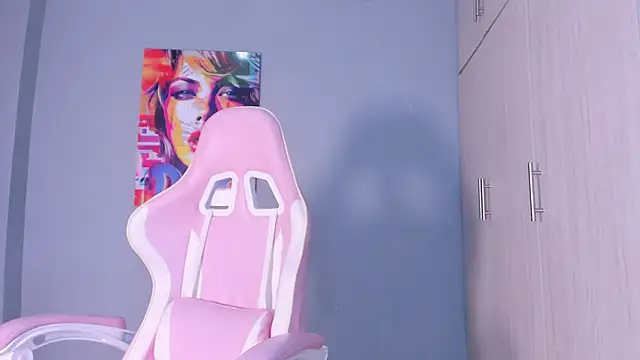 Athenea  fox online show from 26, 11, 2025