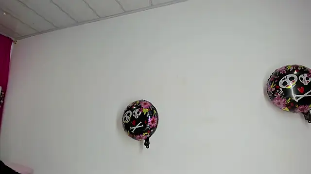 XaanderGrey online show from 7, 10, 2025