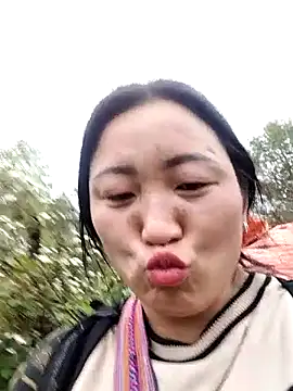 Snapshot of zhen-zo chatting on 4, 4, 2026 zhen-zo online show from 4, 4, 2026