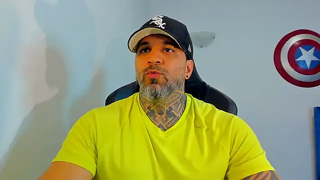 JoshRigby online show from 30, 4, 2026