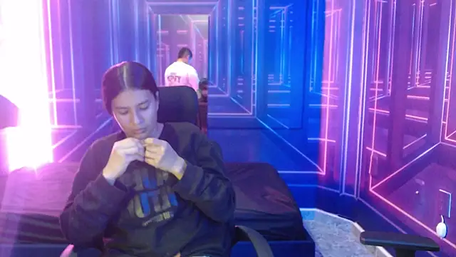 Charly and laura online show from 7, 10, 2025