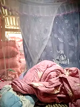 Snapshot of buddy-sexy chatting on 17, 10, 2025 buddy-sexy online show from 17, 10, 2025