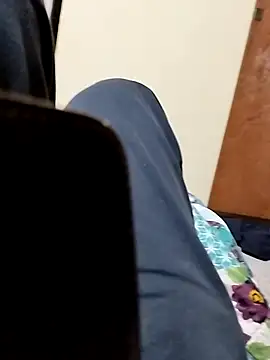 Ferno640916 online show from 13, 10, 2025