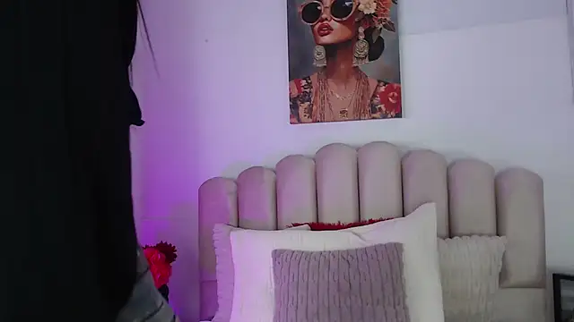 Snapshot of isa_bigassx chatting on 19, 10, 2025 isa bigassx online show from 19, 10, 2025