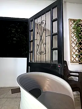 hot pleaser1   online show from 30, 9, 2025