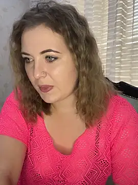 Snapshot of AliseShyness chatting on 21, 10, 2025 AliseShyness online show from 21, 10, 2025