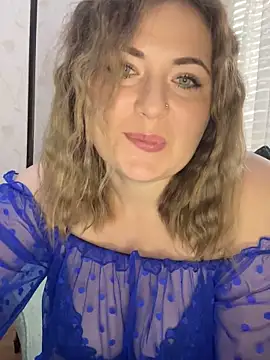 Snapshot of AliseShyness chatting on 26, 10, 2025 AliseShyness online show from 26, 10, 2025