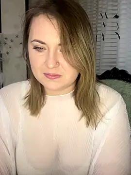 Snapshot of AliseShyness chatting on 6, 11, 2025 AliseShyness online show from 6, 11, 2025