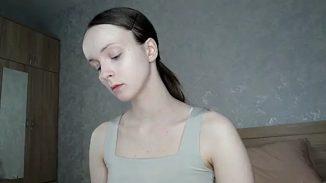 Snapshot of Yourplayfulspark chatting on 6, 11, 2025 Yourplayfulspark online show from 6, 11, 2025