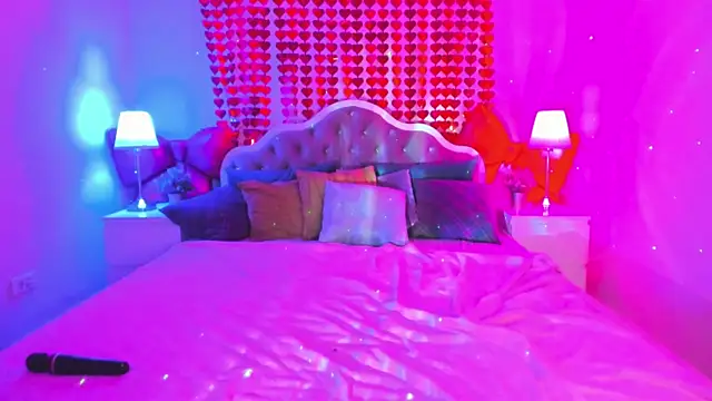 Snapshot of CamillaDreamer chatting on 12, 2, 2026 CamillaDreamer online show from 12, 2, 2026