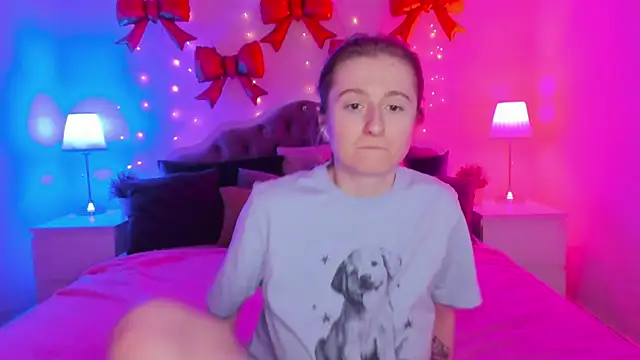 Snapshot of CamillaDreamer chatting on 18, 3, 2026 CamillaDreamer online show from 18, 3, 2026