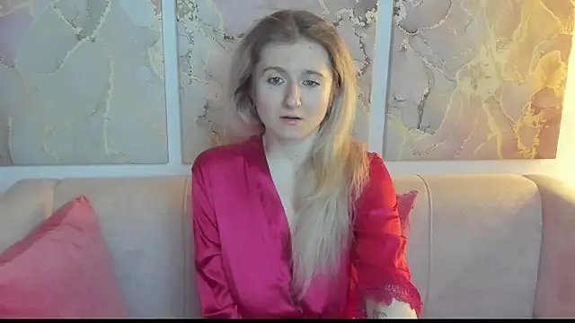 Snapshot of CamillaDreamer chatting on 27, 3, 2026 CamillaDreamer online show from 27, 3, 2026