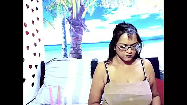 Snapshot of indianswtbella chatting on 7, 3, 2026 indianswtbella online show from 7, 3, 2026