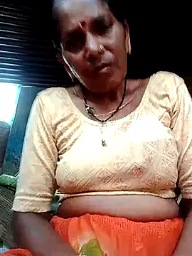 Snapshot of Rs_sonam chatting on 7, 10, 2025 Rs sonam online show from 7, 10, 2025