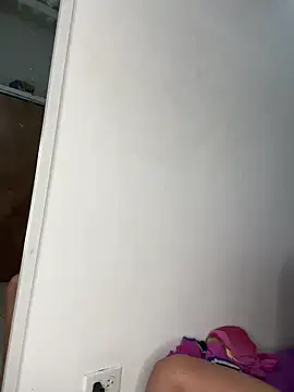 Snapshot of bbyexclussive chatting on 26, 9, 2025 bbyexclussive online show from 26, 9, 2025