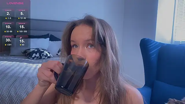 Sienna Mi  online show from 17, 10, 2025