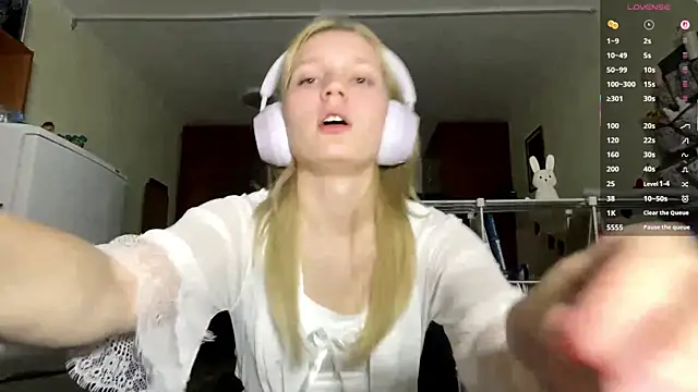 xX Looola Xx online show from 27, 10, 2025