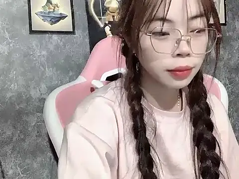 Snapshot of Ellie039 chatting on 30, 9, 2025 Ellie039 online show from 30, 9, 2025