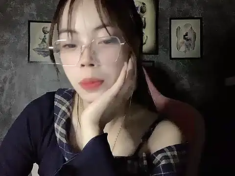 Snapshot of Ellie039 chatting on 23, 10, 2025 Ellie039 online show from 23, 10, 2025