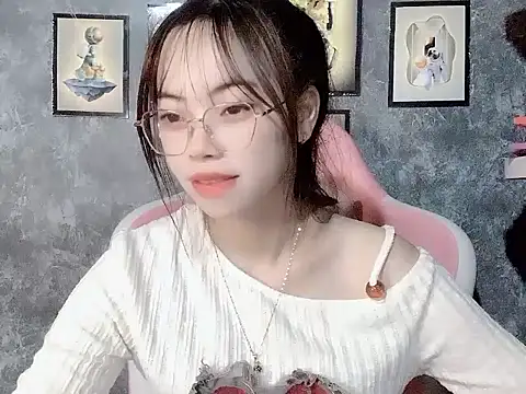 Snapshot of Ellie039 chatting on 31, 10, 2025 Ellie039 online show from 31, 10, 2025