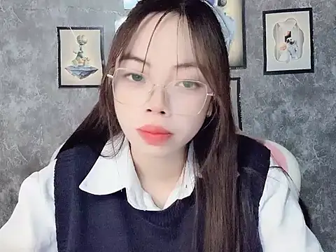 Snapshot of Ellie039 chatting on 14, 11, 2025 Ellie039 online show from 14, 11, 2025