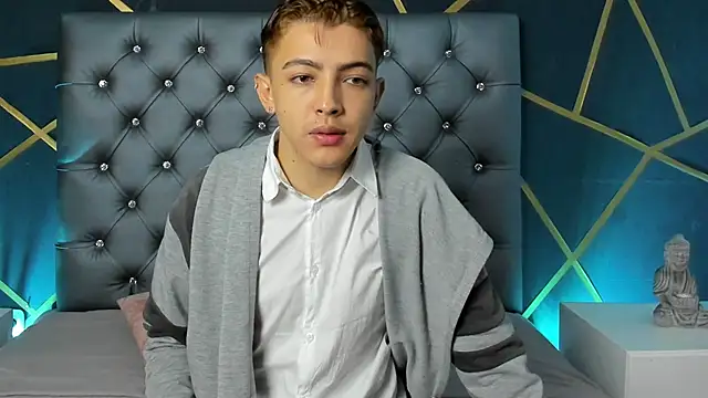 Snapshot of Lian_Miller1_ chatting on 16, 10, 2025 Lian Miller1 online show from 16, 10, 2025