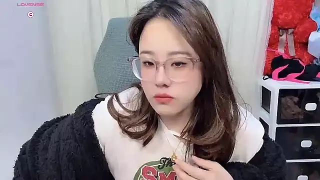 NEWONETO online show from 10, 11, 2025