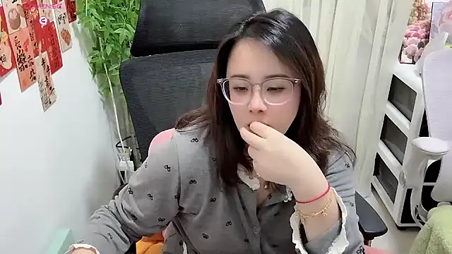 Snapshot of NEWONETO chatting on 28, 2, 2026 NEWONETO online show from 28, 2, 2026