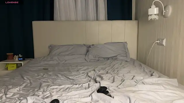 Snapshot of Rin_the_mermaid_ chatting on 18, 12, 2025 Rin the mermaid online show from 18, 12, 2025