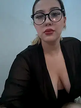 Snapshot of My-love-your-dick chatting on 27, 9, 2025 My-love-your-dick online show from 27, 9, 2025