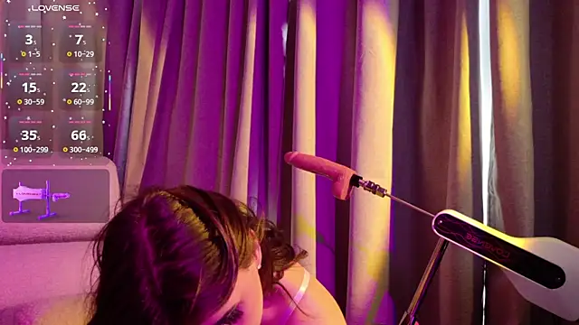 Snapshot of EvaaLane chatting on 7, 10, 2025 EvaaLane online show from 7, 10, 2025