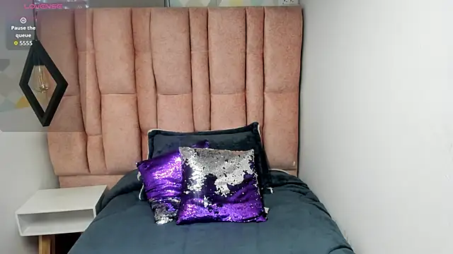 Snapshot of Issa_Milf__ chatting on 19, 2, 2026 Issa Milf online show from 19, 2, 2026