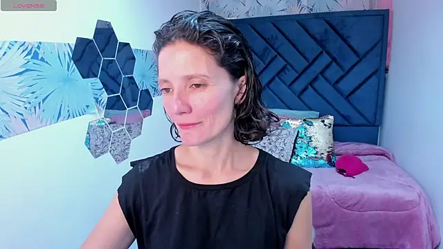 Valery More   online show from 7, 5, 2026