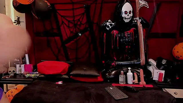 Snapshot of AmbarMonroe chatting on 2, 11, 2025 AmbarMonroe online show from 2, 11, 2025