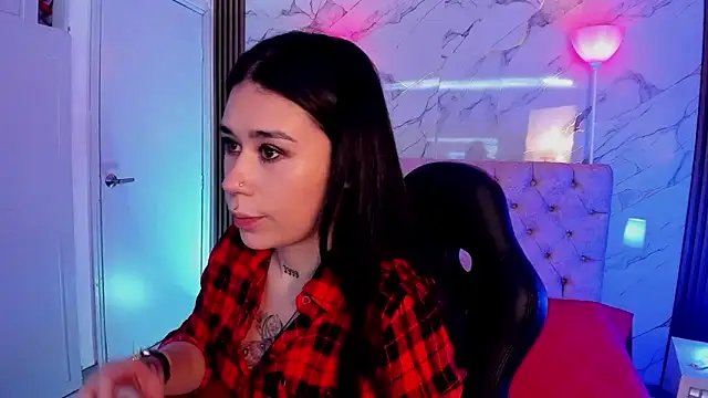 Snapshot of SusanVilla chatting on 5, 12, 2025 SusanVilla online show from 5, 12, 2025