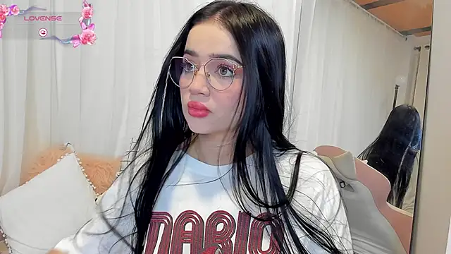 Snapshot of _miasophie_ chatting on 5, 10, 2025 miasophie online show from 5, 10, 2025