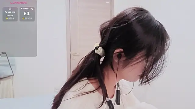 Snapshot of dudu-baby10 chatting on 14, 12, 2025 dudu-baby10 online show from 14, 12, 2025