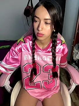 Snapshot of lunaa_kiss19 chatting on 9, 10, 2025 lunaa kiss19 online show from 9, 10, 2025