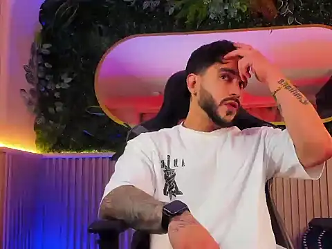 Snapshot of Dante_Dimarco chatting on 12, 11, 2025 Dante Dimarco online show from 12, 11, 2025