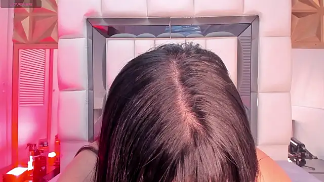 Snapshot of violet_milleer chatting on 12, 3, 2026 violet milleer online show from 12, 3, 2026