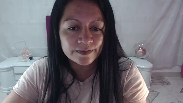 SaharaJohson online show from 3, 11, 2025