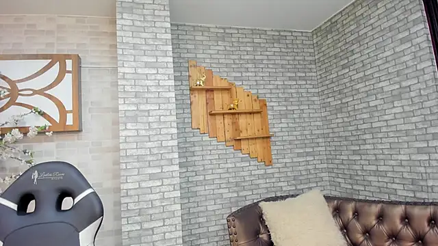 Snapshot of Alisonn_Doll chatting on 15, 11, 2025 Alisonn Doll online show from 15, 11, 2025