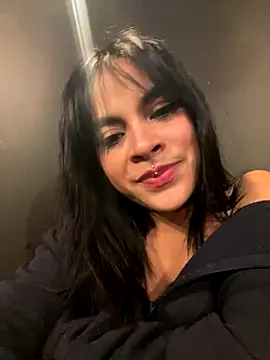 Veeronica  online show from 30, 9, 2025