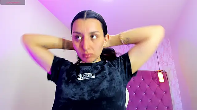 Snapshot of Iris__77 chatting on 29, 10, 2025 Iris 77 online show from 29, 10, 2025