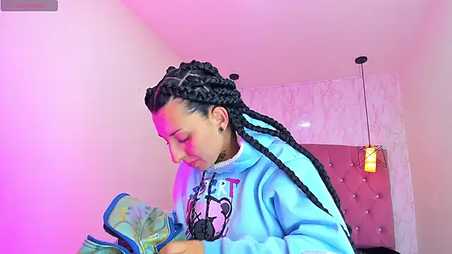 Snapshot of Iris__77 chatting on 27, 11, 2025 Iris 77 online show from 27, 11, 2025